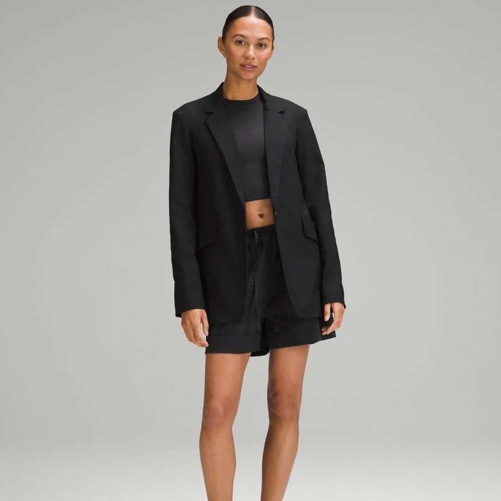 Lululemon Relaxed Fit Twill Blazer Womens XL Black Suit Jacket Sleek Workwear